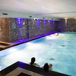 Biskey Howe Flat - Free Off-site Health Club Access With Pool, Sauna, Steam & Gym