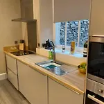 Biskey Howe Flat - Free Off-site Health Club Access With Pool, Sauna, Steam & Gym 公寓